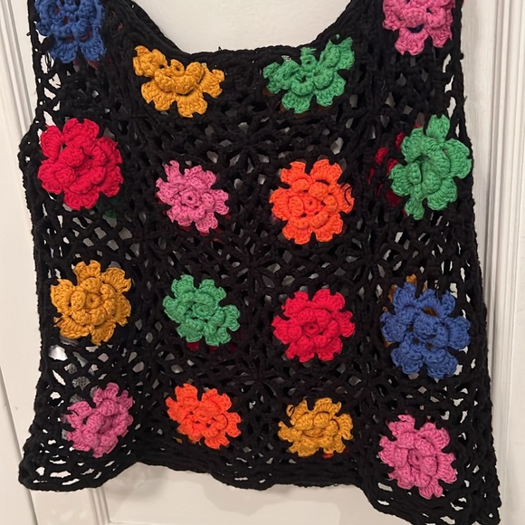Colourful crochet top - Picture 3 of 4